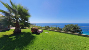 Top location - tranquility - pool - garden & sea view Zambrone
